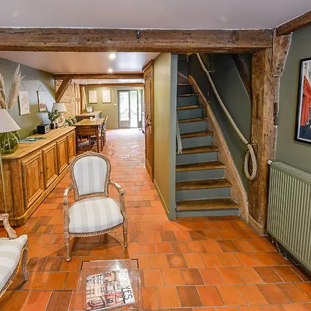 Holiday home Maison Simart *